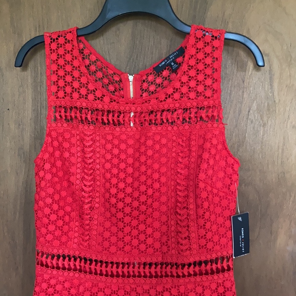 3/$45 Romeo & Juliet couture dress crochet like shell w ruffle detail size M - Picture 5 of 17